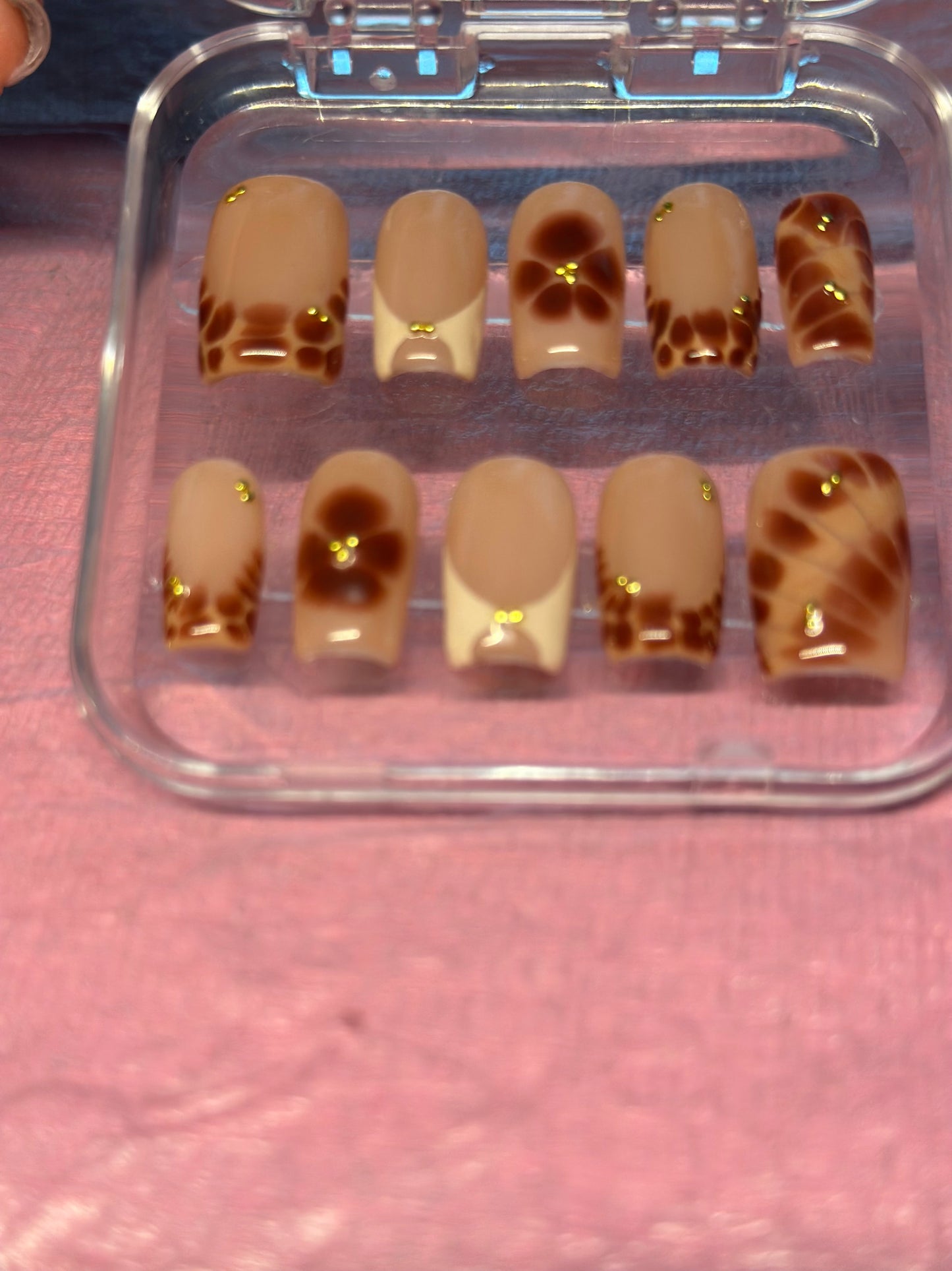 Brown Haze Blooming Gel nails