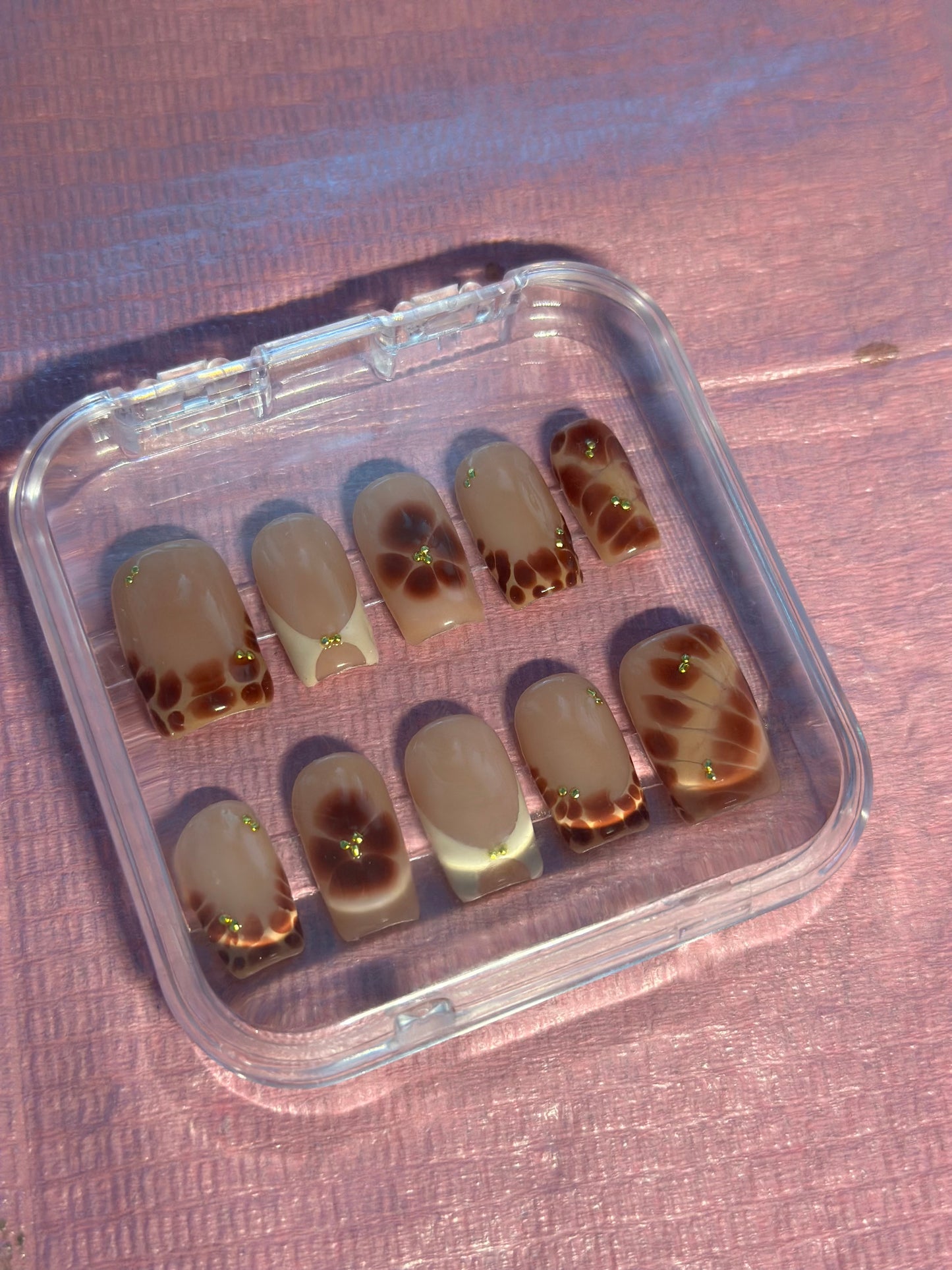 Brown Haze Blooming Gel nails