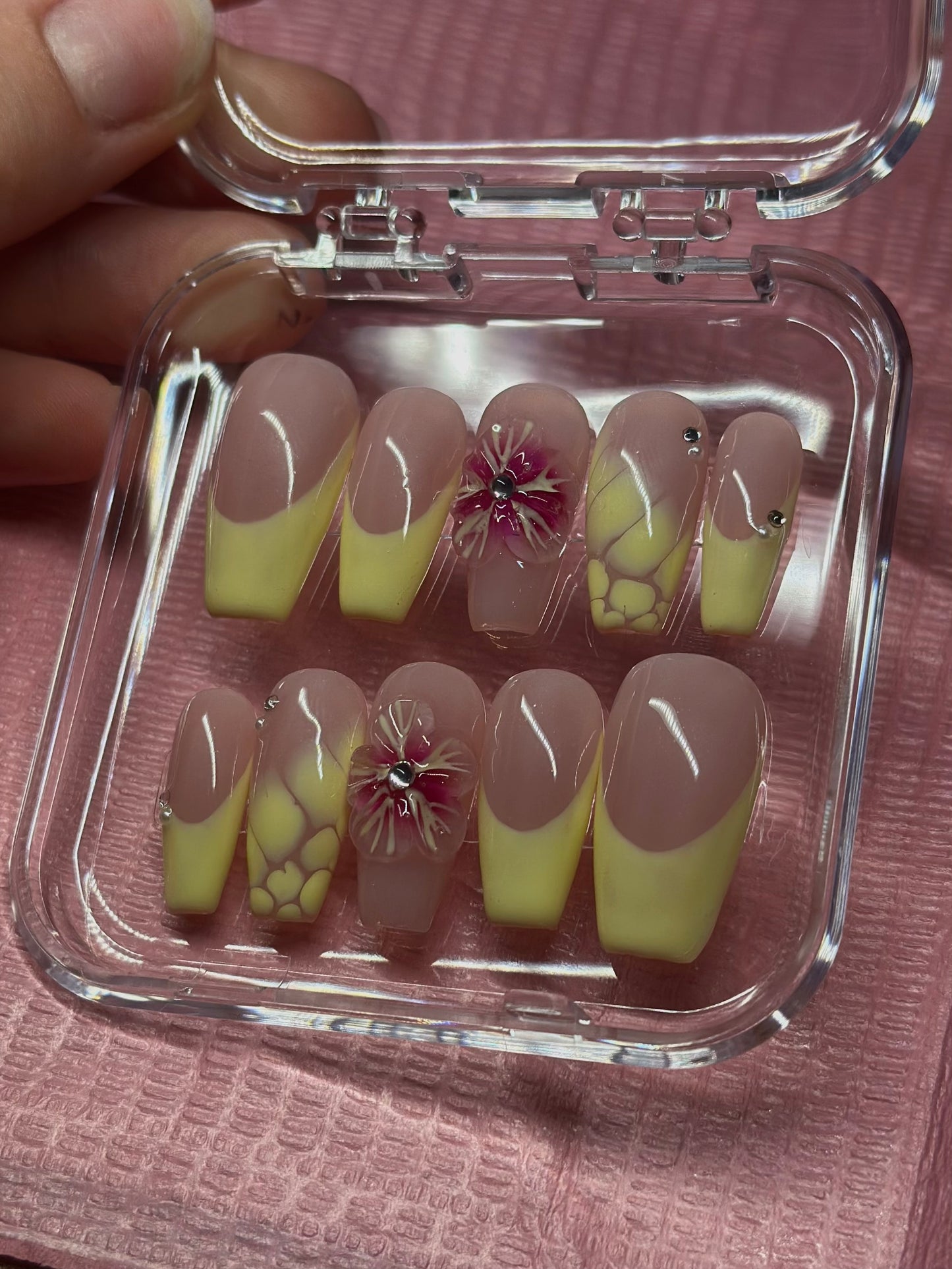Butter Yellow French Tip Press on Nails | 3D flower | Hand painted, Gel Manicure, , Blooming gel, Reusable Presson Nails, wedding nails