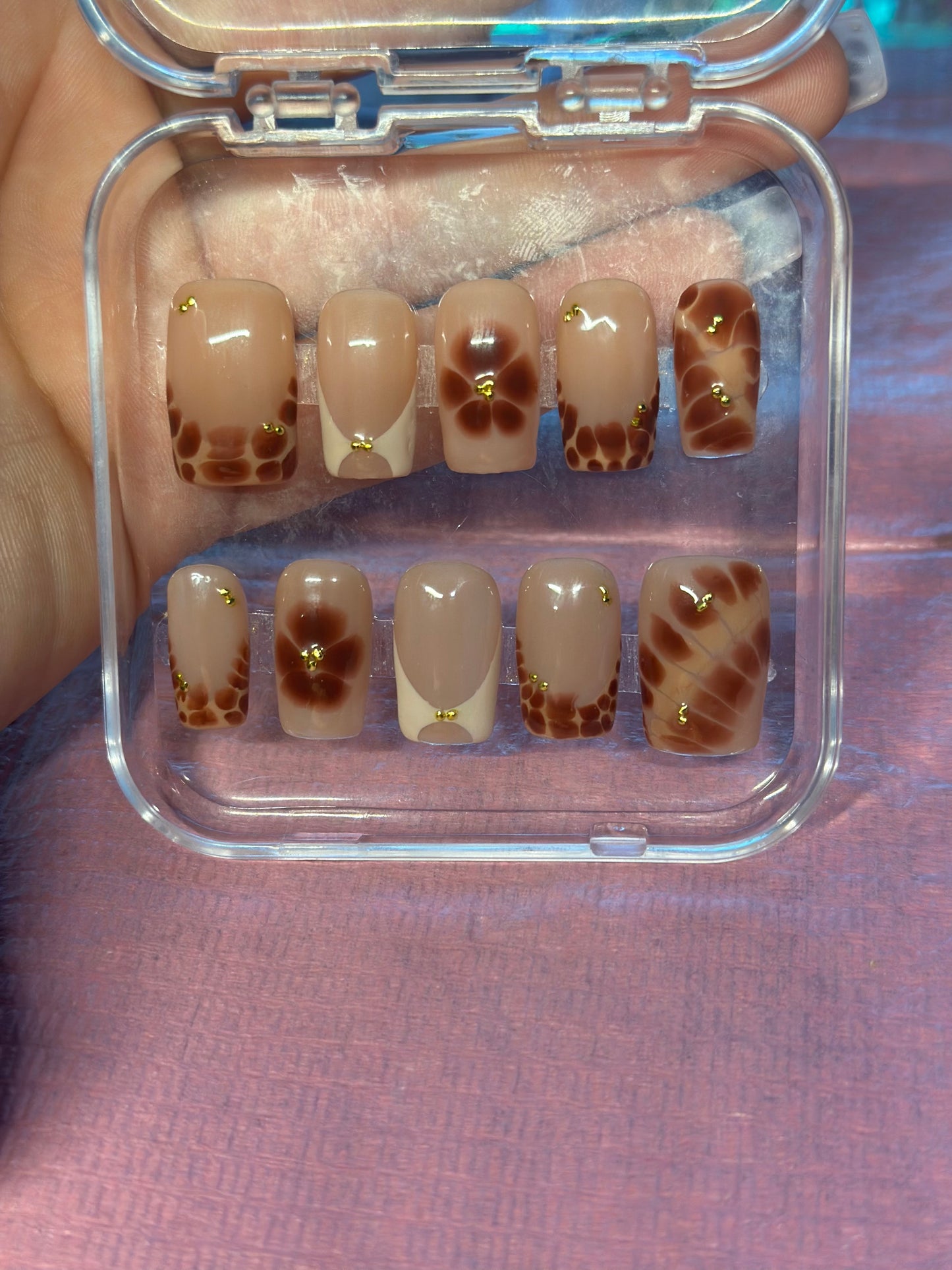 Brown Haze Blooming Gel nails